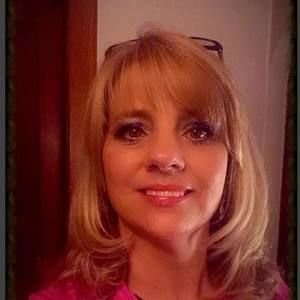 Meet your Posher, Connie